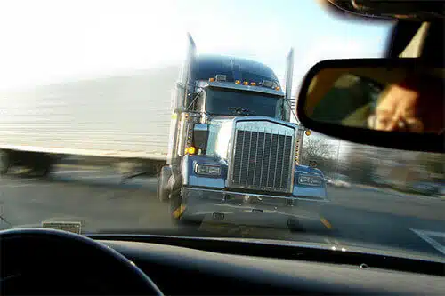 Tractor Trailer Accident Injury Lawyer